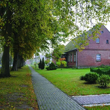 In Am Mueritzsee 公寓 *