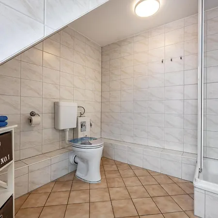 公寓 In Am Mueritzsee